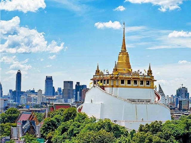 Wat Saket