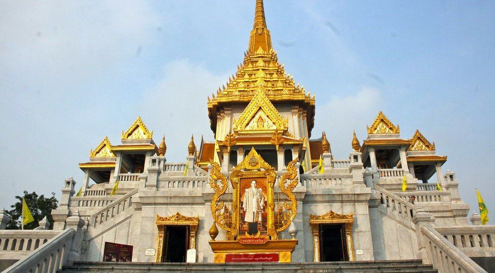 Wat Traimit